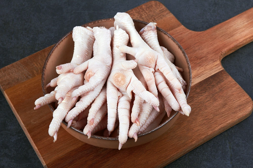 CHICKEN FEET