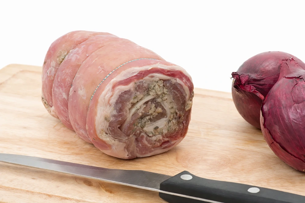 LAMB BREAST BONE-IN